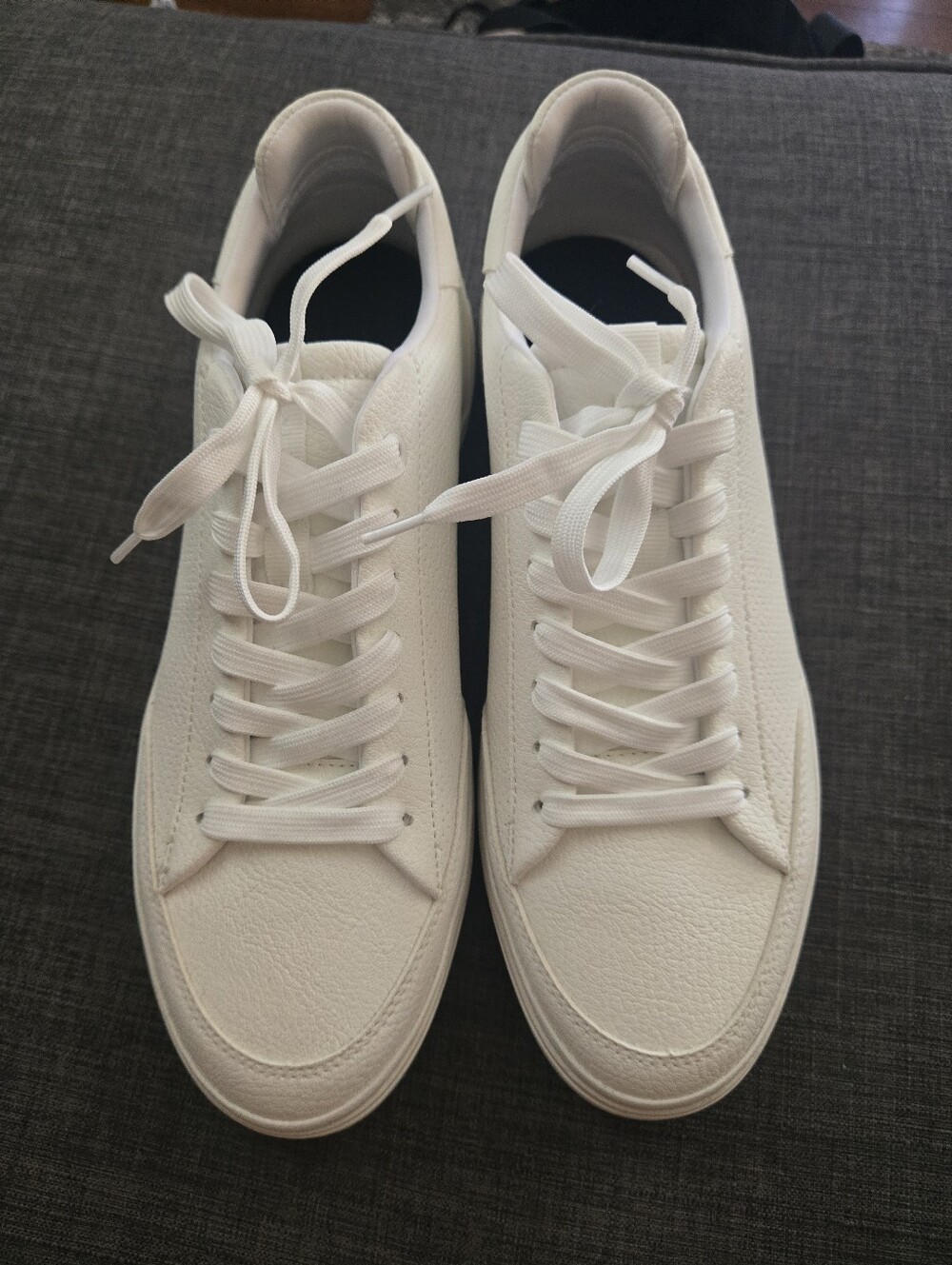 Aldo Stepup men's white sneakers Size 9